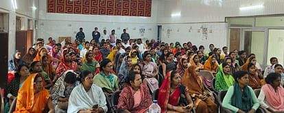 Ayodhya News: Calling teams will knock on the doors of booths with low voter turnout Call groups will knock on the houses of booths with low turnout