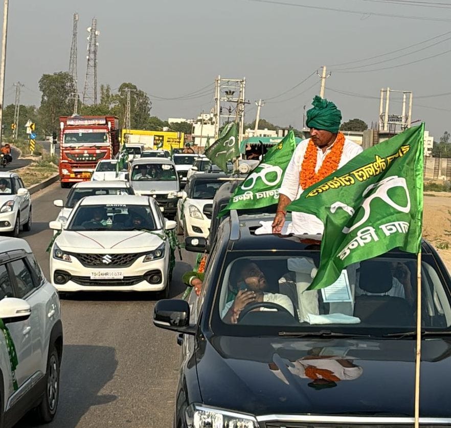 Crowd gathered in Anoop Singh's road show