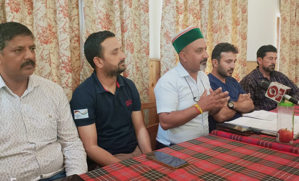 Sluice Wall: Those who attack farmers and gardeners will be opposed in the elections