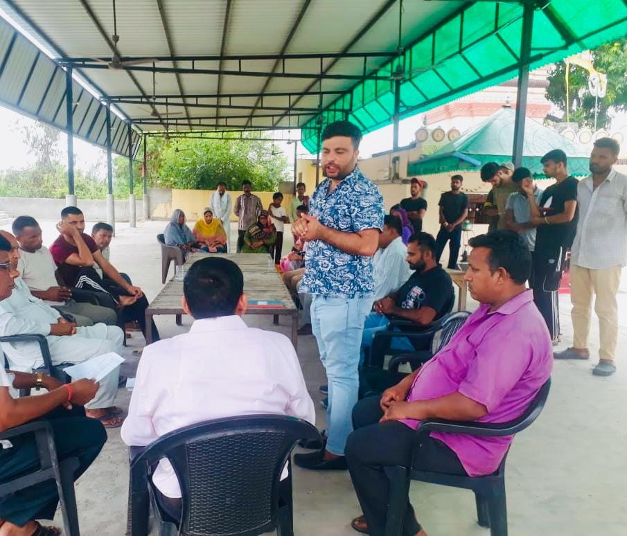 Mohdi Sarpanch administered oath to villagers to vote