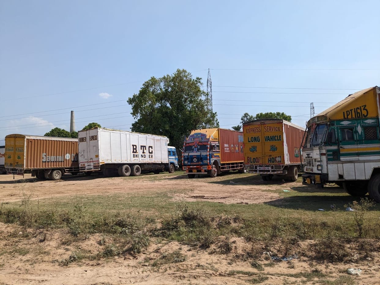 Wheels of trucks stopped due to VLT device not working