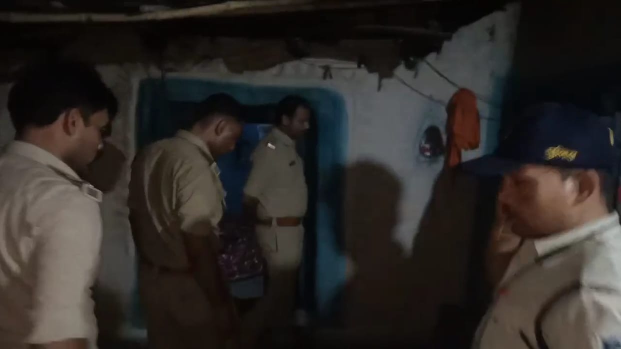Manoj, who was hanged after killing his wife and daughter was mentally weak