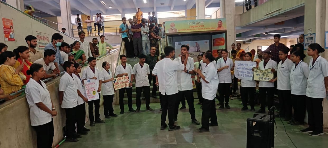 Inspired to prevent schizophrenia through street drama