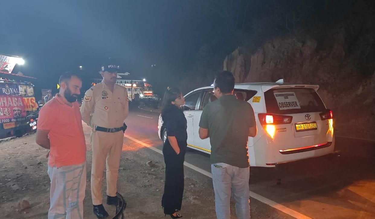 By-election expenditure supervisor Meenu Bisht conducted surprise inspection of check posts.