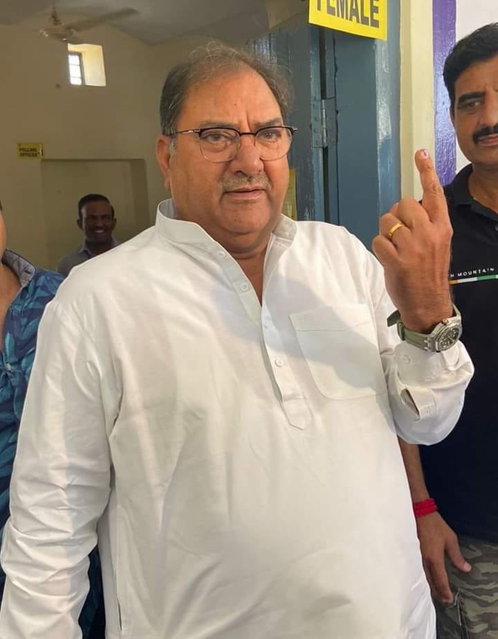 Chautala family voted at booth number 20