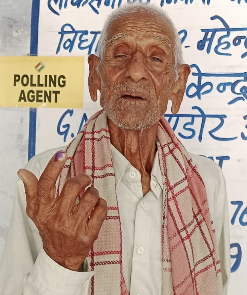 Ramjilal Singh Tanwar, 102, a resident of village Unchi Bhandore, cast his vote