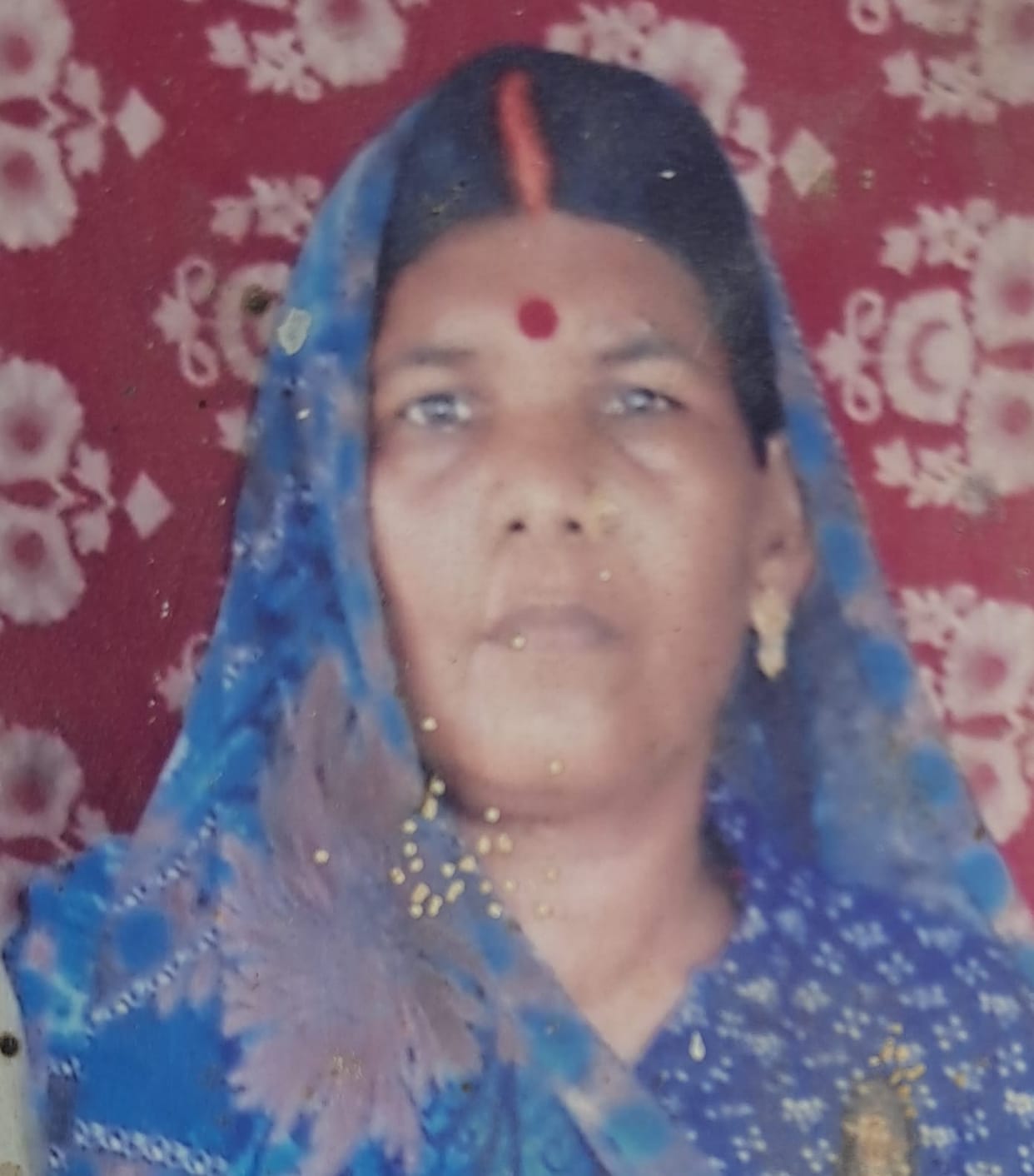 Woman who went to vote fainted, died