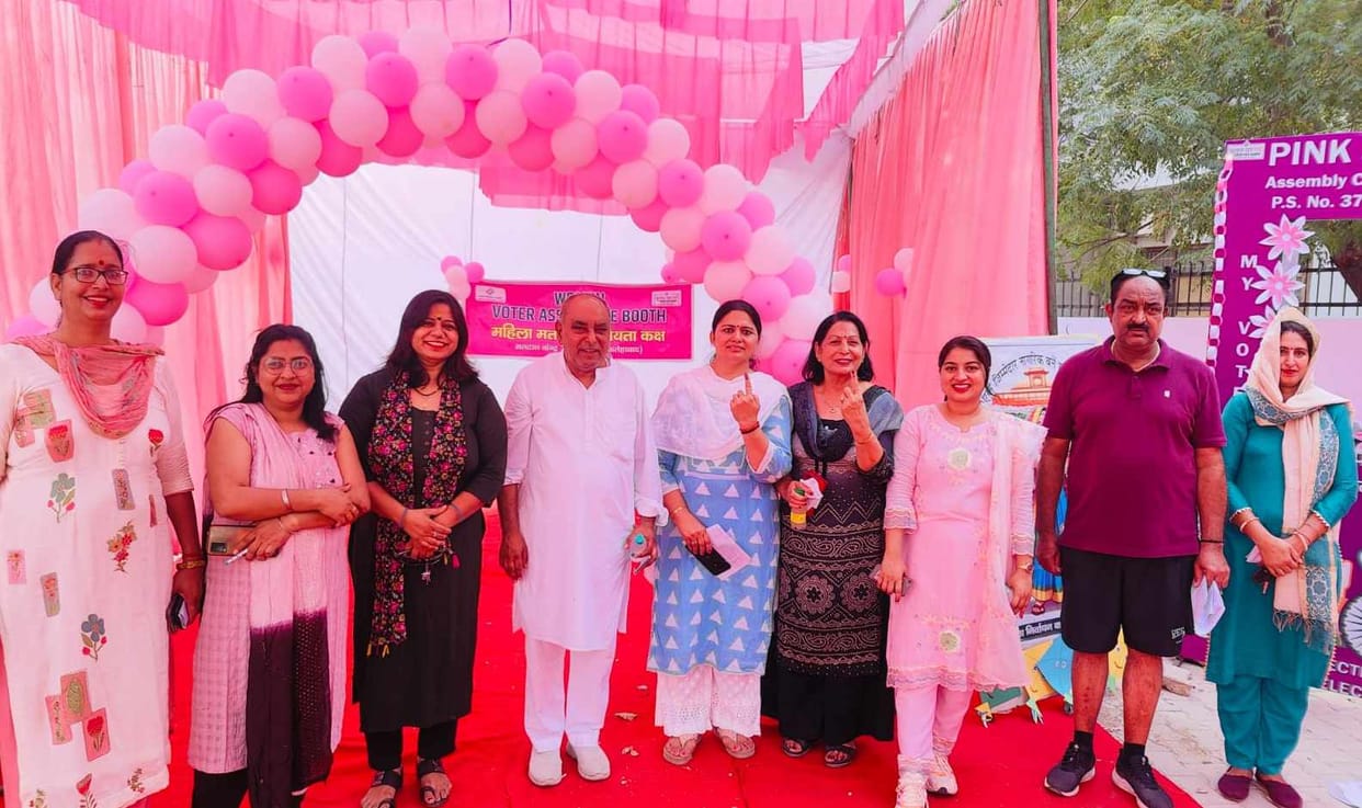 Showed enthusiasm towards voting, voters happy by taking selfies at pink booths