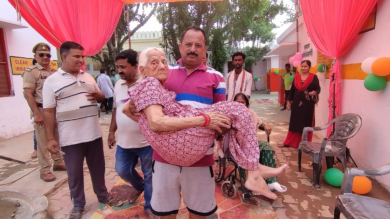 The elders showed enthusiasm...some reached by lap and some by tricycle.
