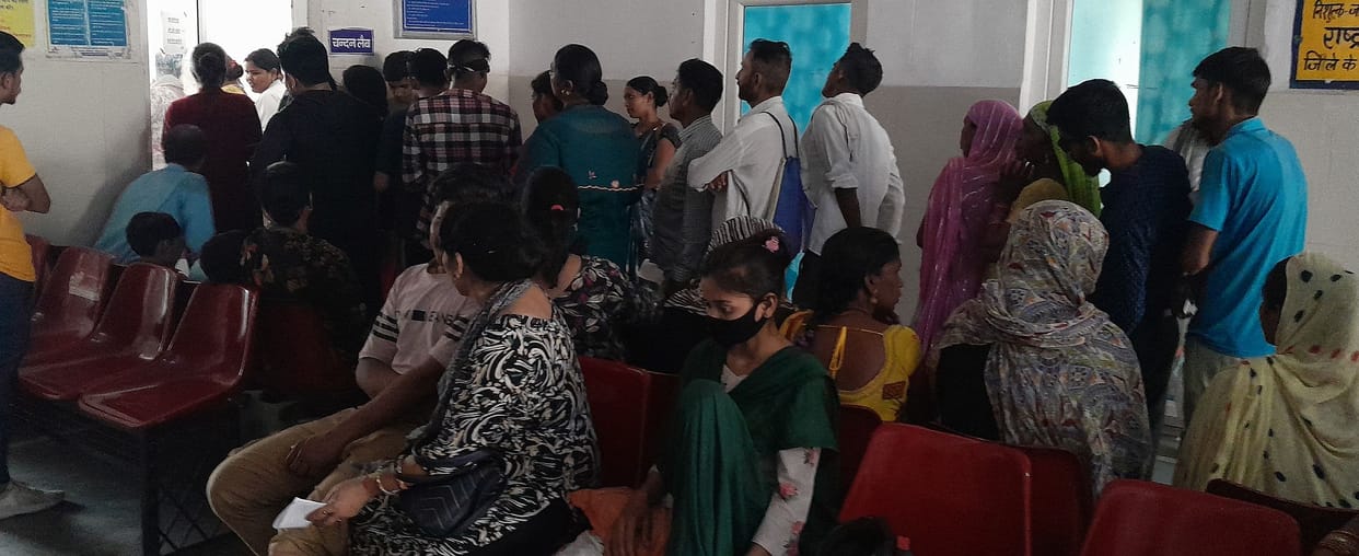 Patients wandering for urine test due to lack of toilet