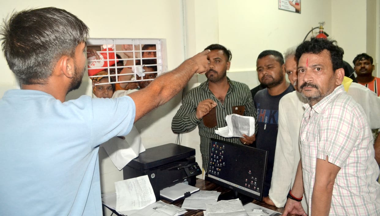 Patients create ruckus due to delay in CT scan