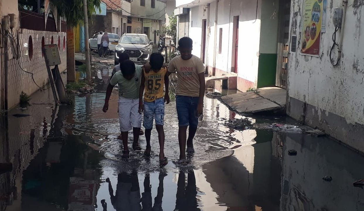 Claim dashashayi...claim again in Madhuban Colony
