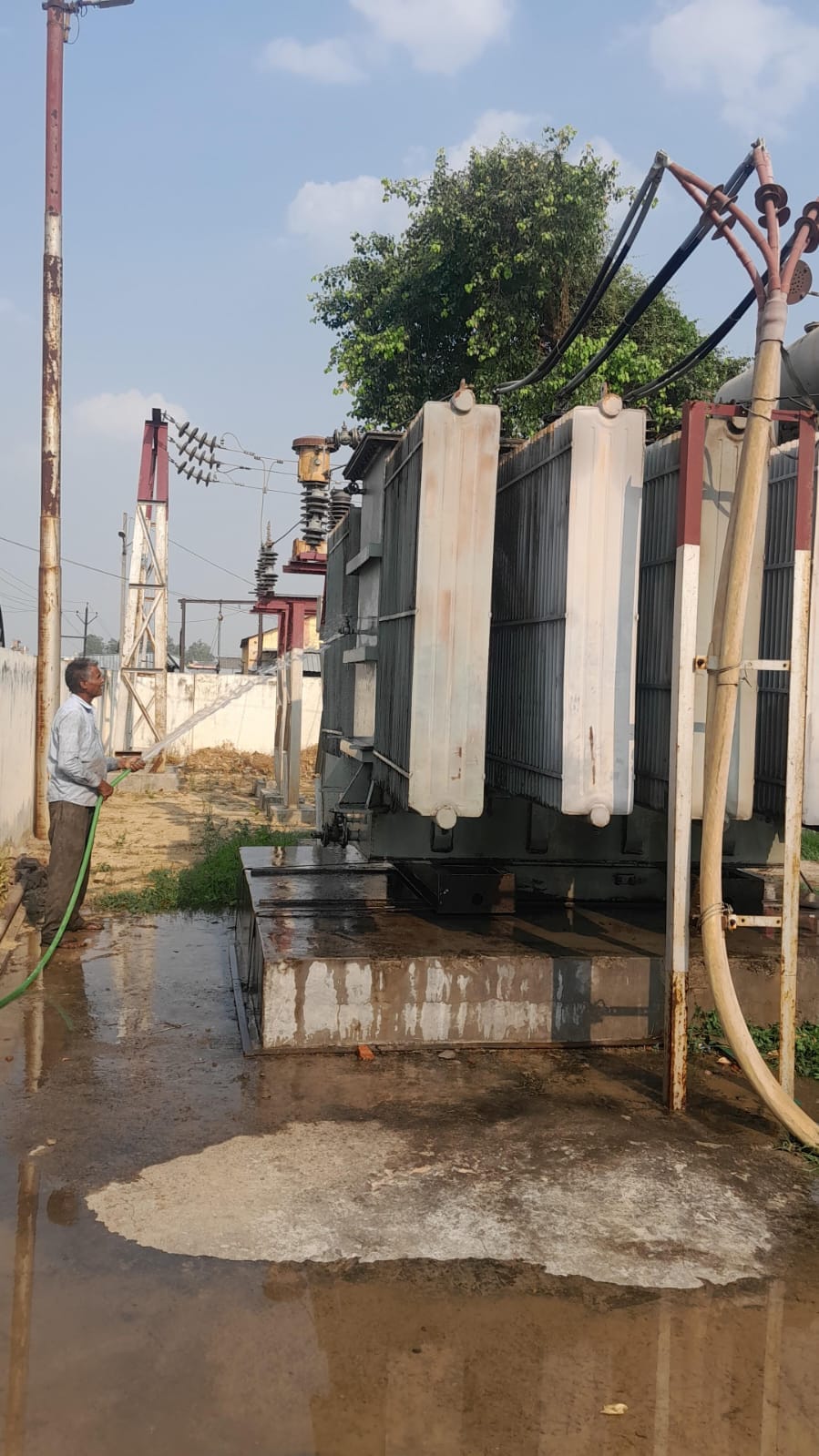 Electricity system started panting in the humid heat, people started crying