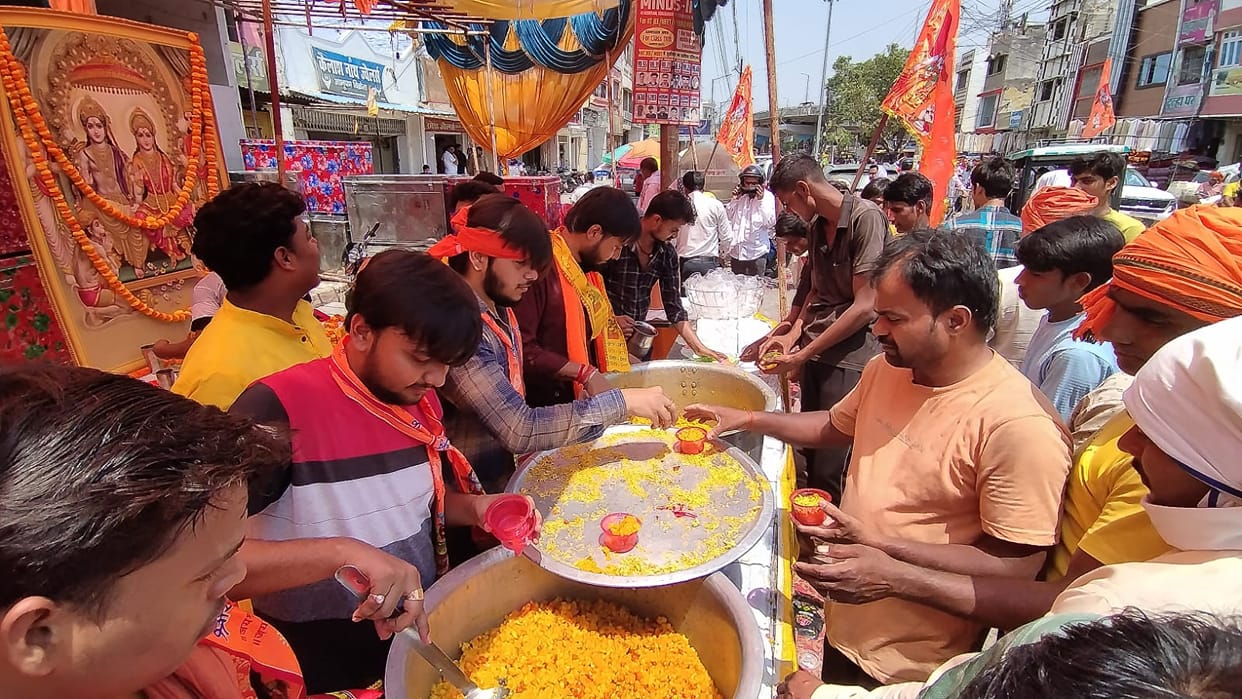 Distribution of Prasad at various places on Big Tuesday