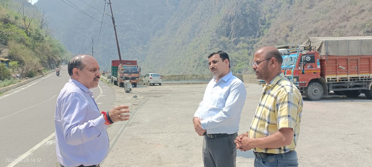 Make arrangements to accommodate more than 250 passengers in Karnaprayag: Mishra