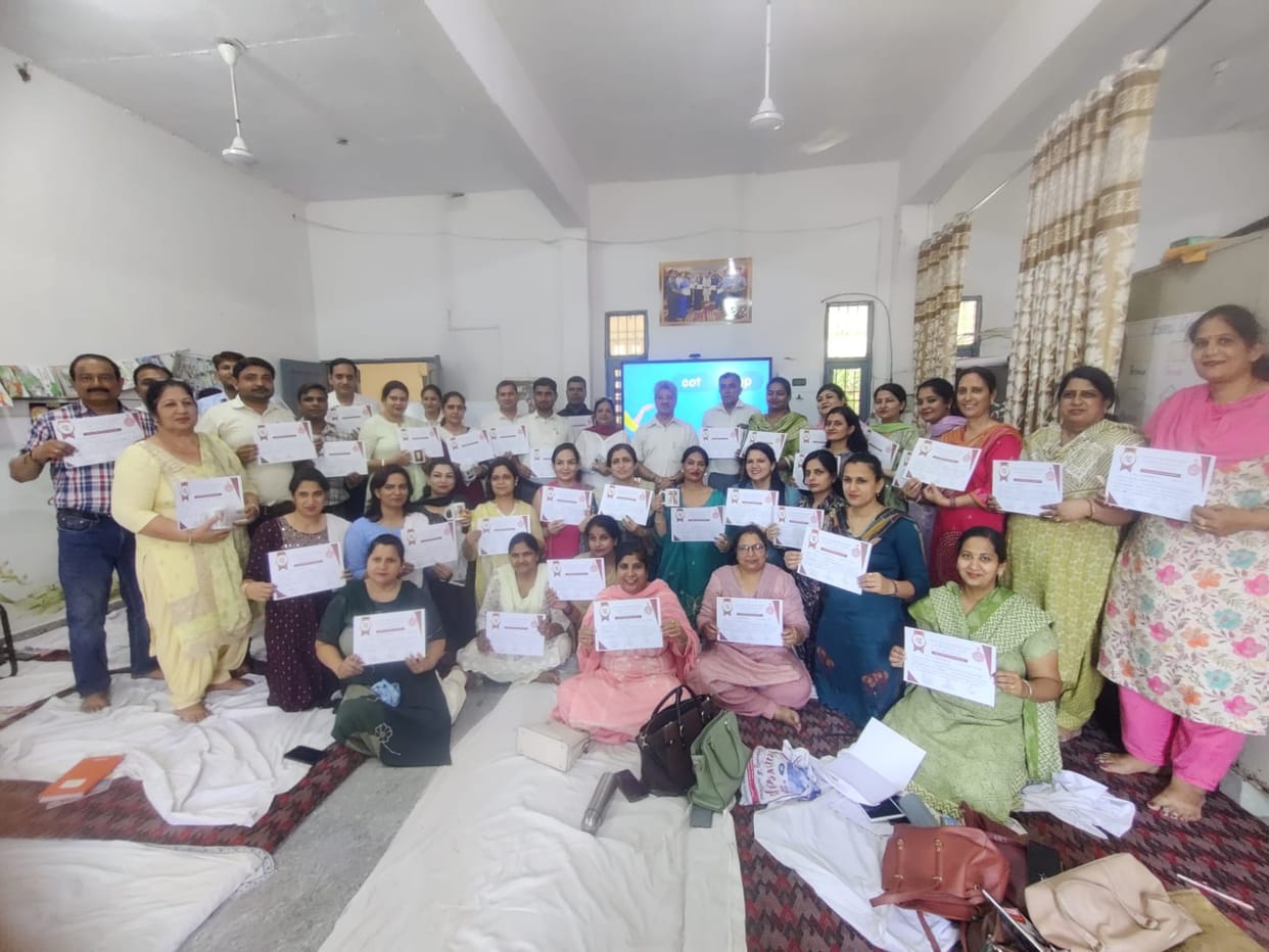 Teachers should make special efforts to achieve their goals: Sudhir