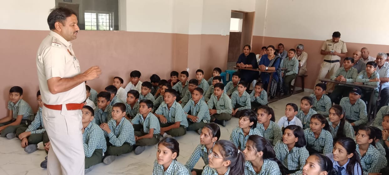 Informed students about traffic rules