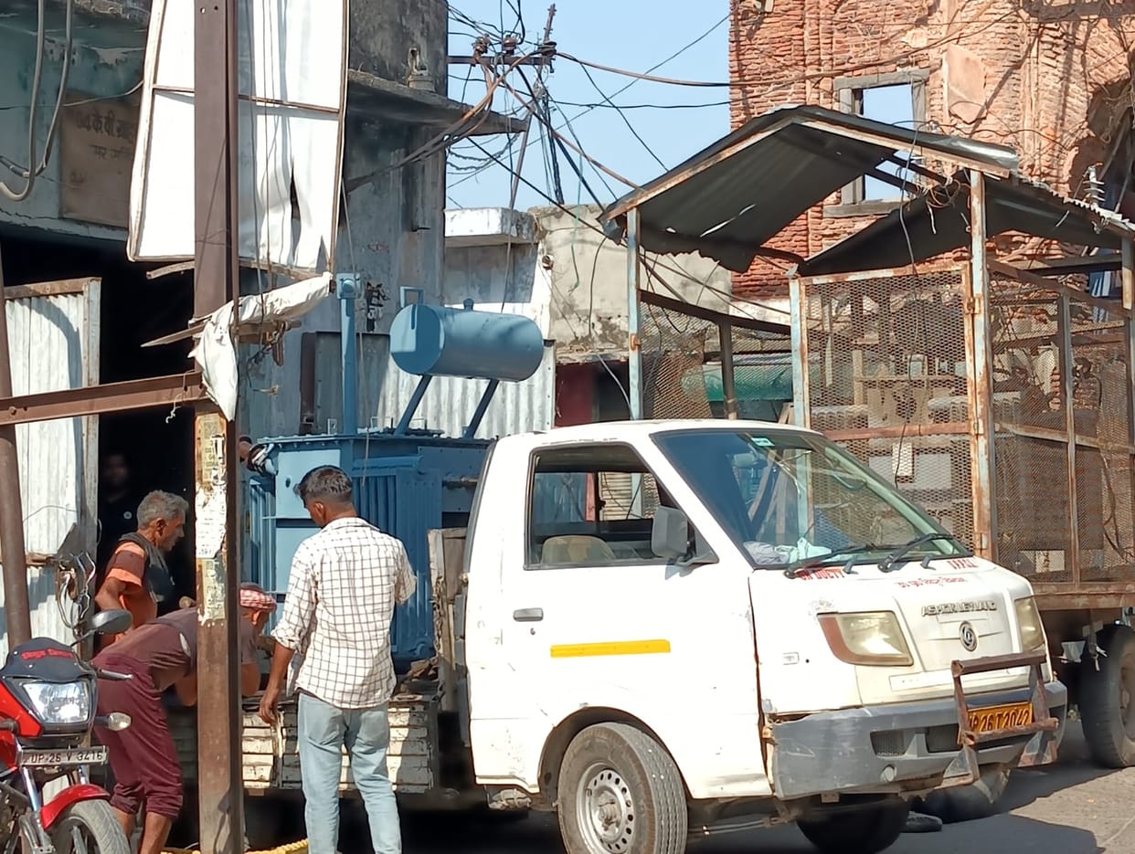 The transformer of the market gate blew up, power supply remained disrupted throughout the night