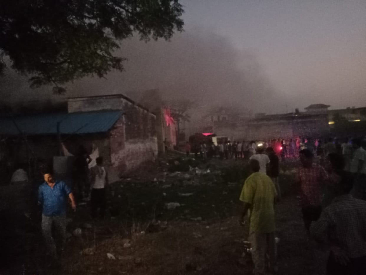 House caught fire, goods worth lakhs burnt to ashes