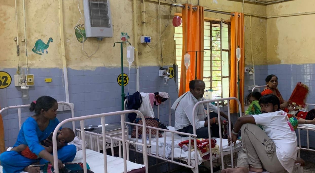 AC of medical college fails in 42 degree temperature