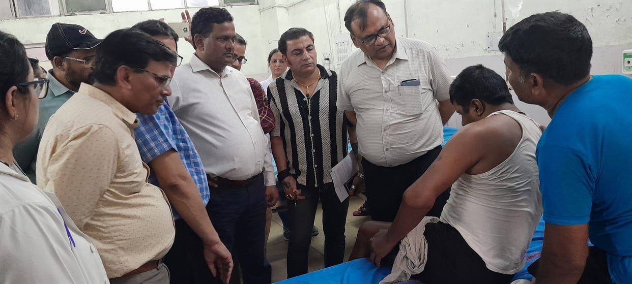 Reprimanded for wastage of water, absence of stretcher and wheelchair in dialysis center