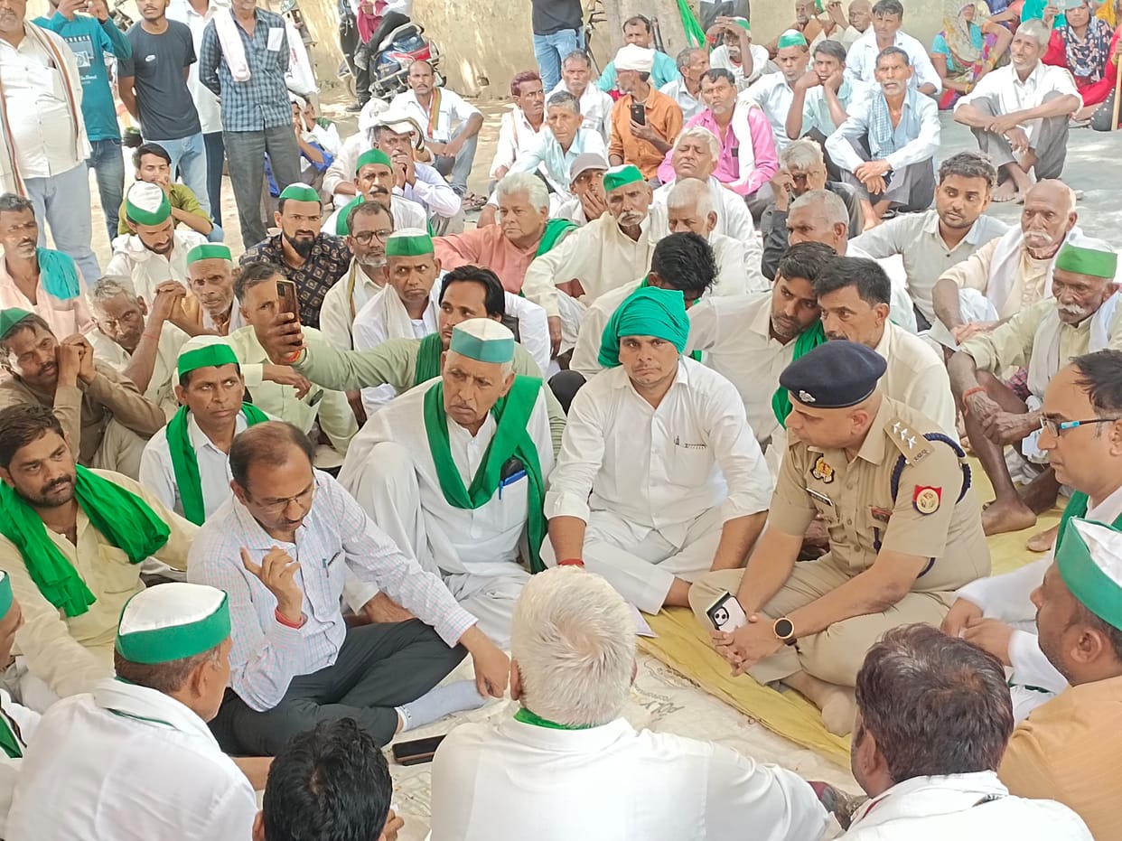 Bhakiyu staged a sit-in protest against revenue workers