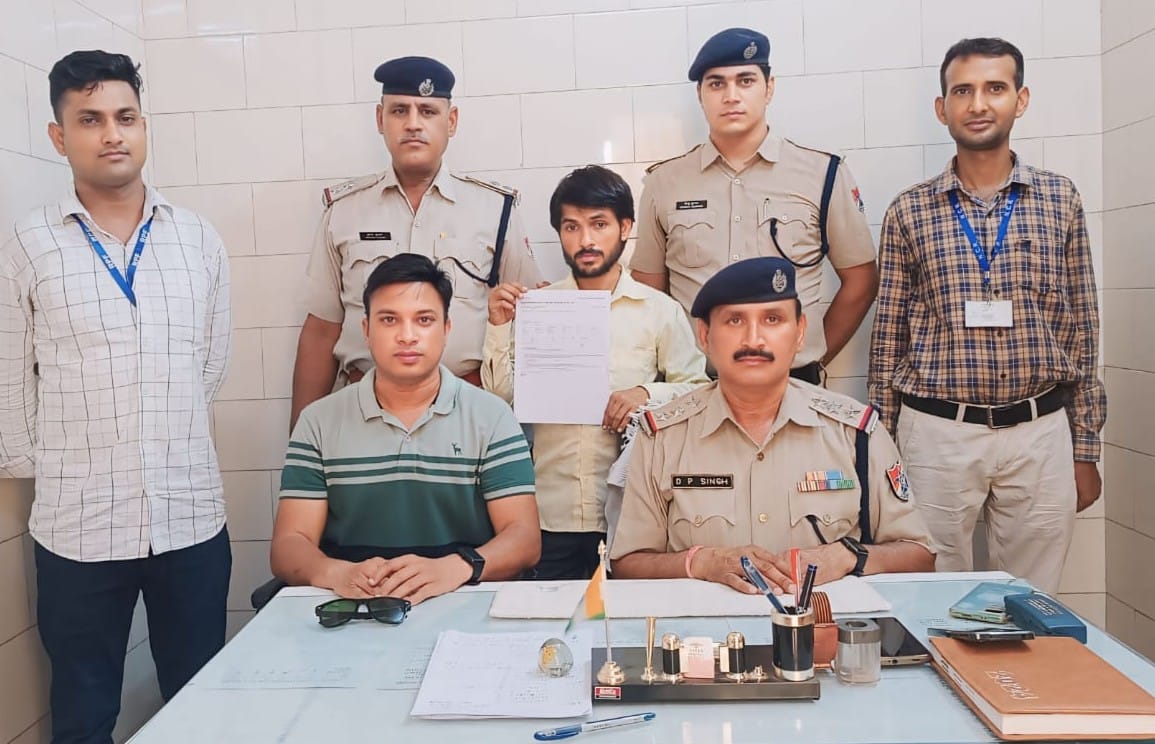 Black marketer of railway e-tickets caught