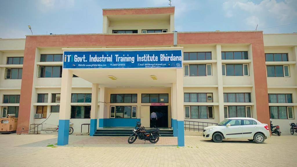 Applications for admission in ITI will start from 7th