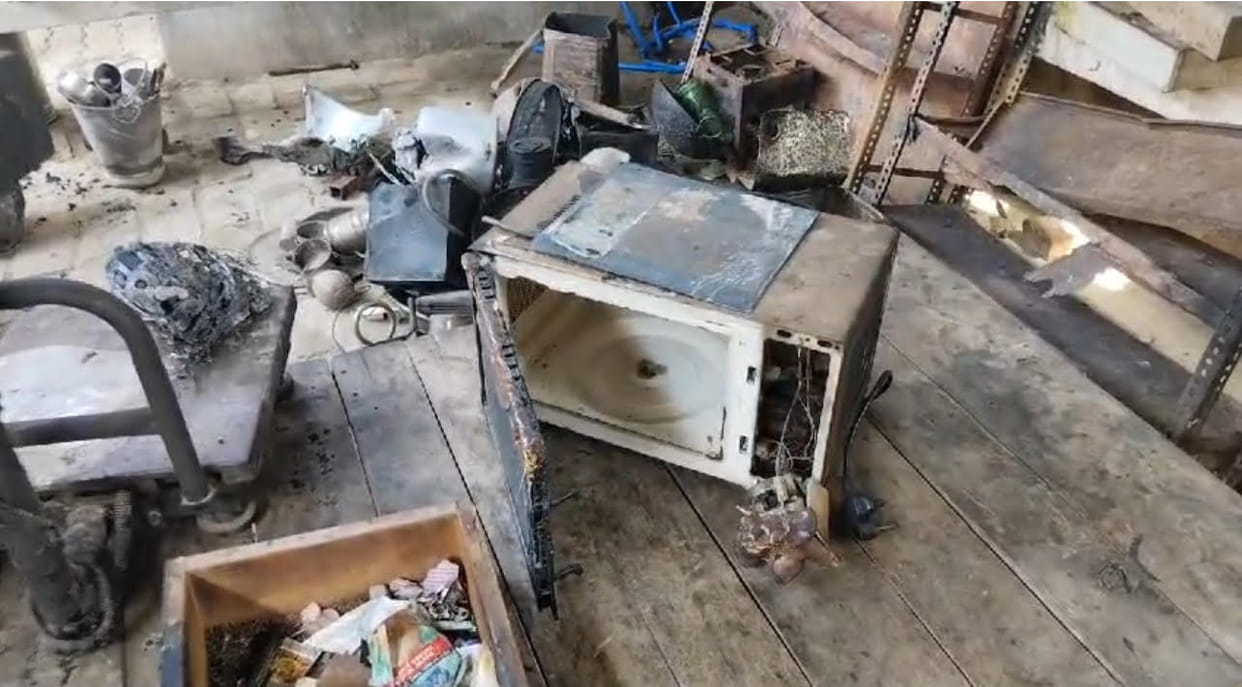 Fire breaks out in sweet shop, loss worth lakhs