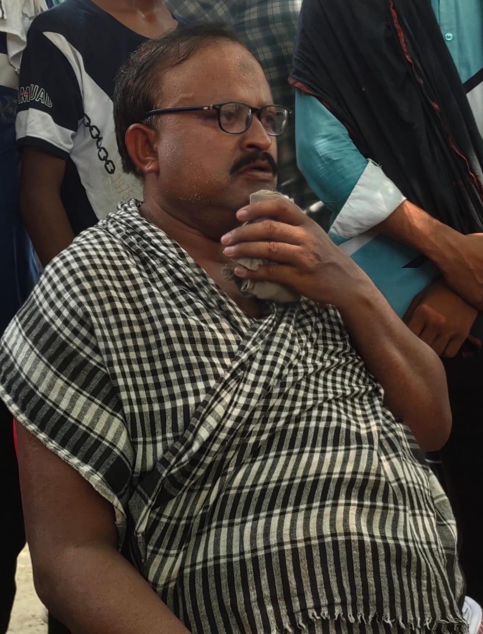 The father of the youth who lost his life in the accident complained to the Election Commission