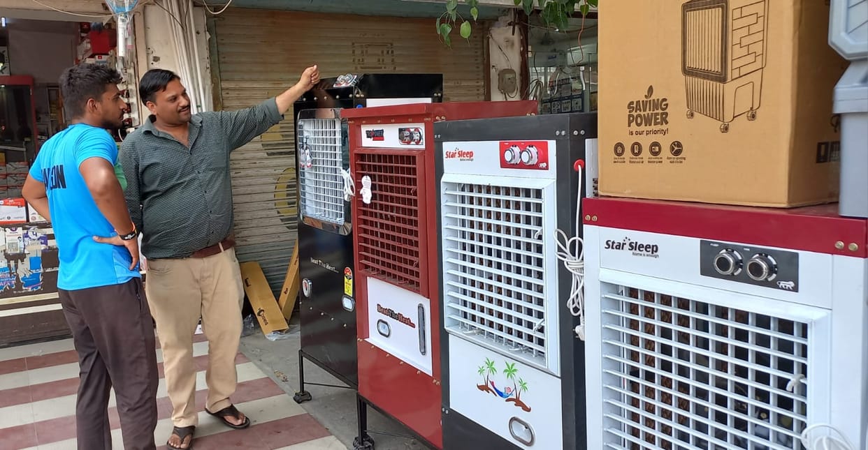 People suffering from heat in Nautapa, demand for coolers increased