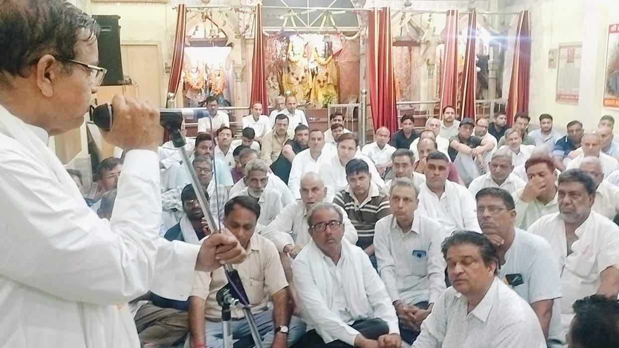 Delegation to meet CM to compensate traders for losses