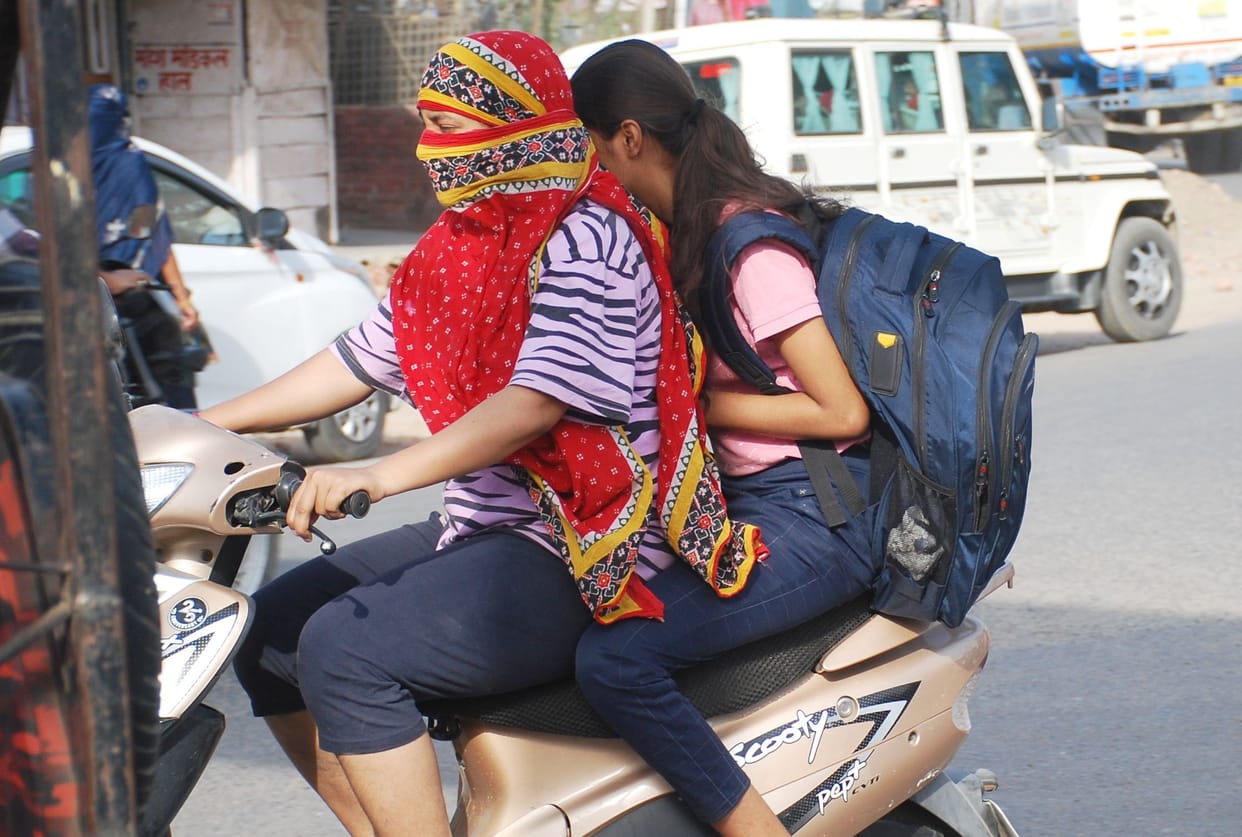 Balrampur heated at 43.8 degrees, beds full in hospital