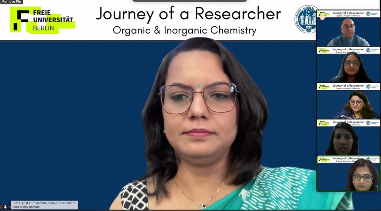Guided researchers and students through online sessions