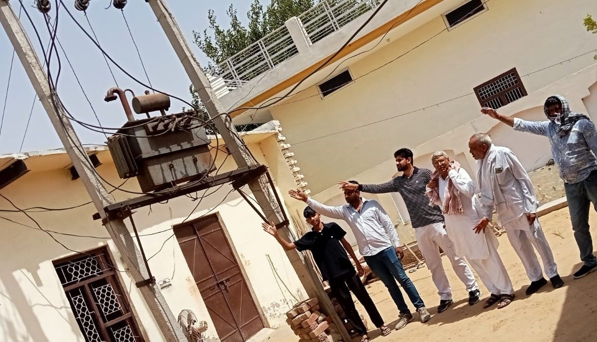 Warning of movement if transformer is not removed