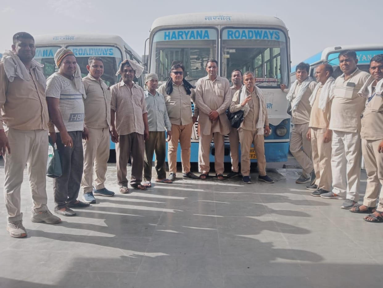 Bus service started from Satnali to Delhi