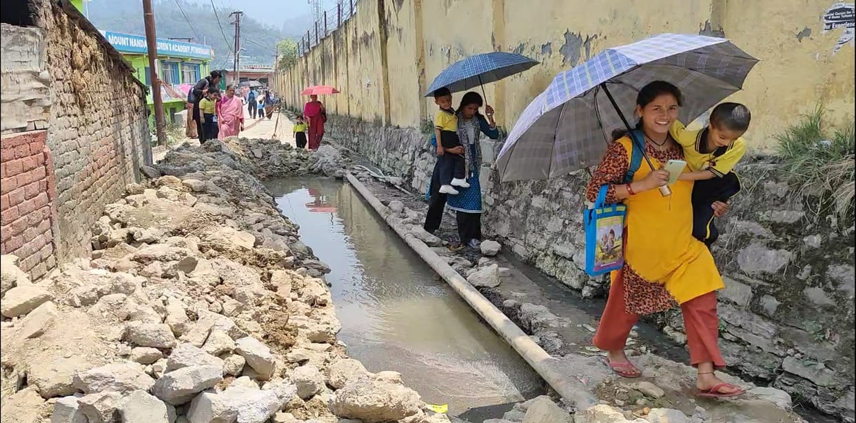Repair of footpath leading to Kumour started