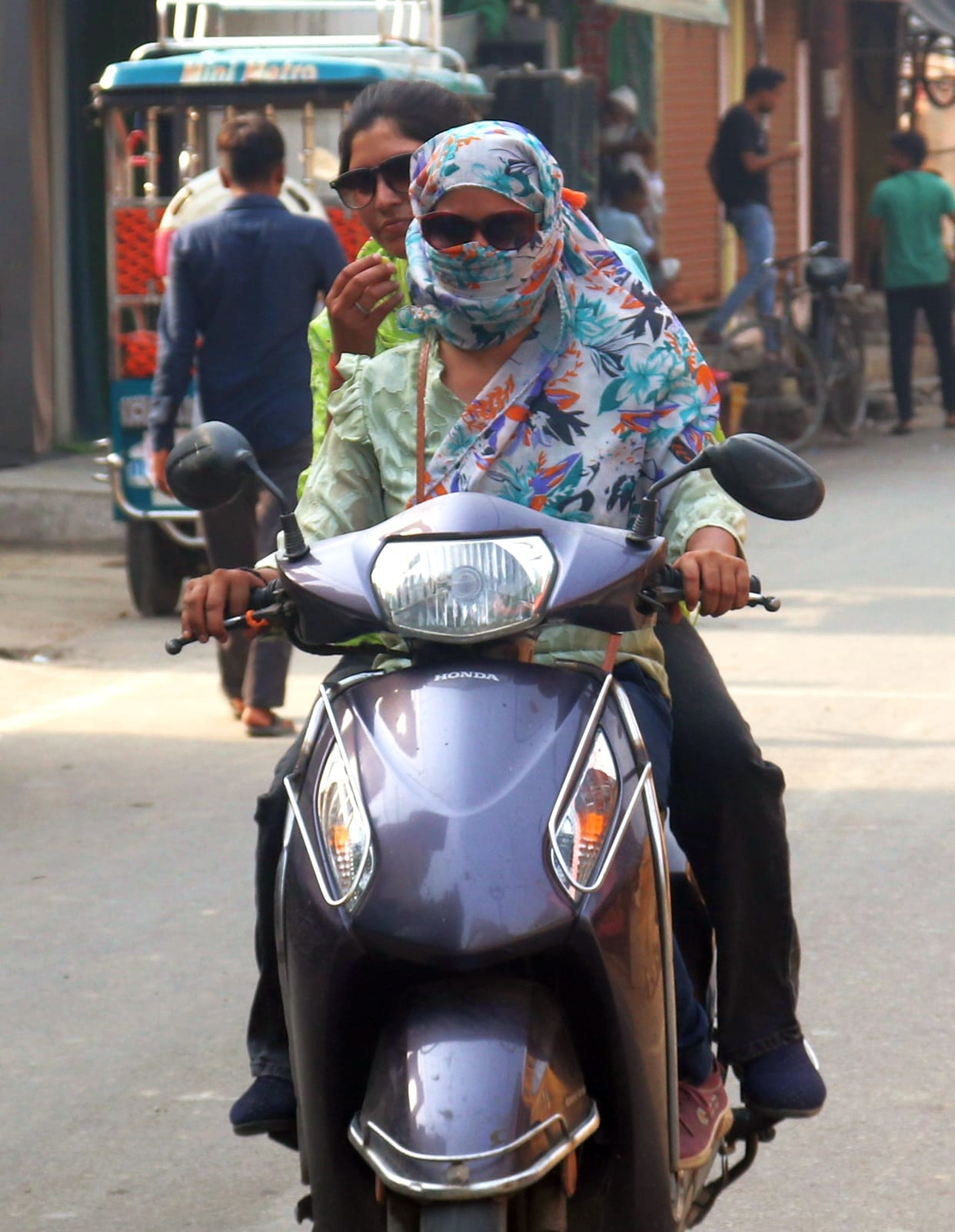 Relief from heat at night, scorching heat again scorches during the day