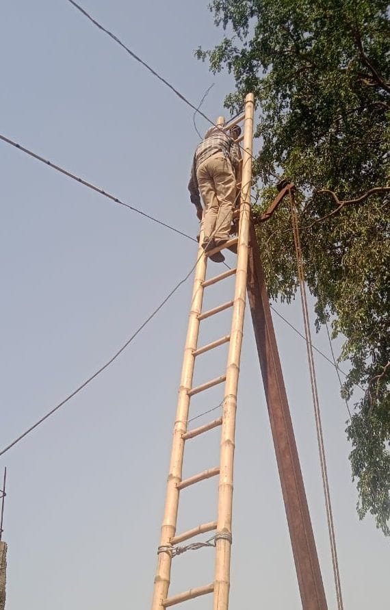 More than 300 villages did not get electricity even after 48 hours
