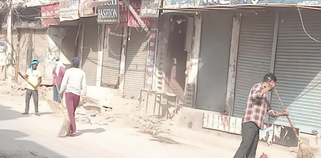 Special cleaning campaign: 200 cleaning workers brightened six roads in four hours