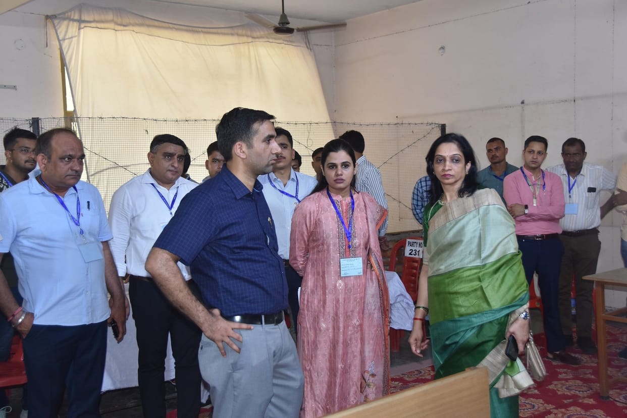 Counting of votes will start from 8 am on 14 tables, preparations complete