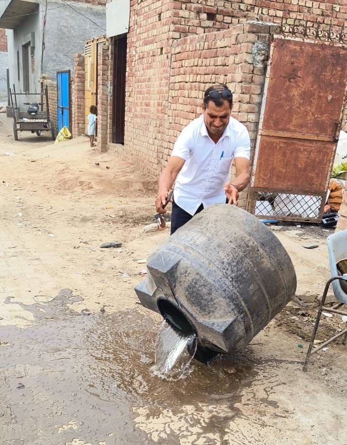 Despite the scorching heat, dengue strikes, 25 year old girl found patient