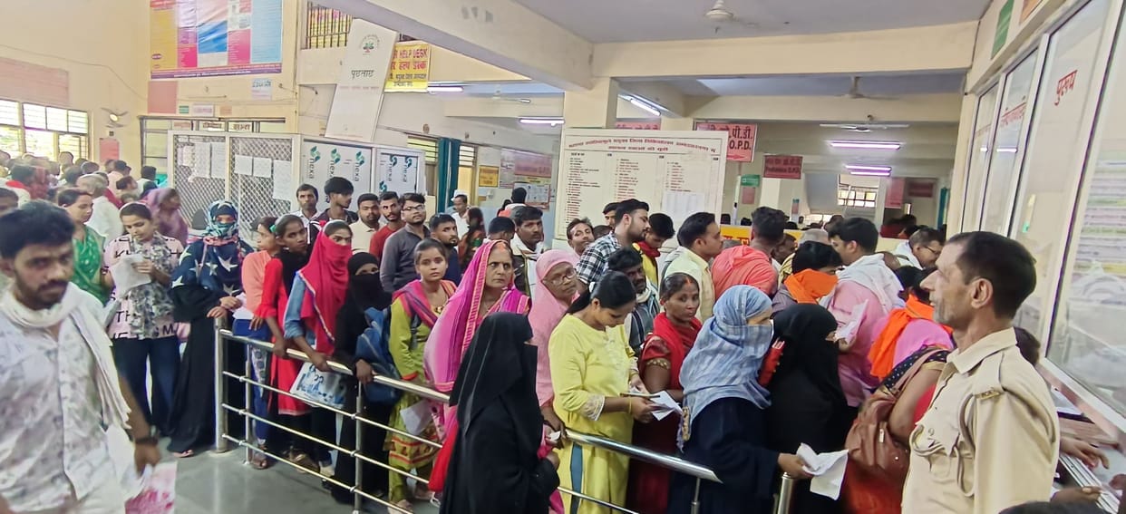 Outbreak increased, 32 patients suffering from diarrhea admitted