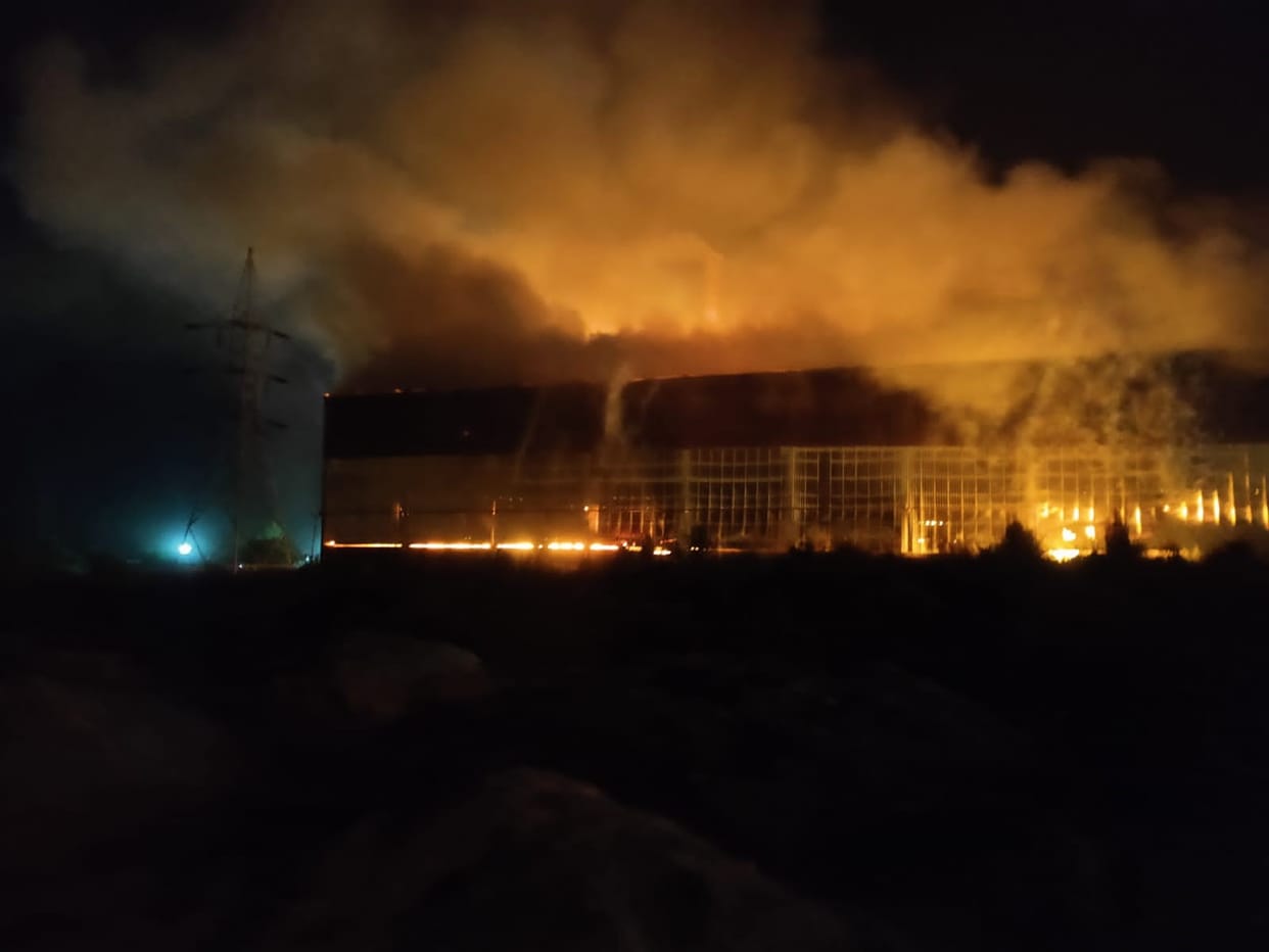 Barkatpur sugar mill lost and iron burnt in fire