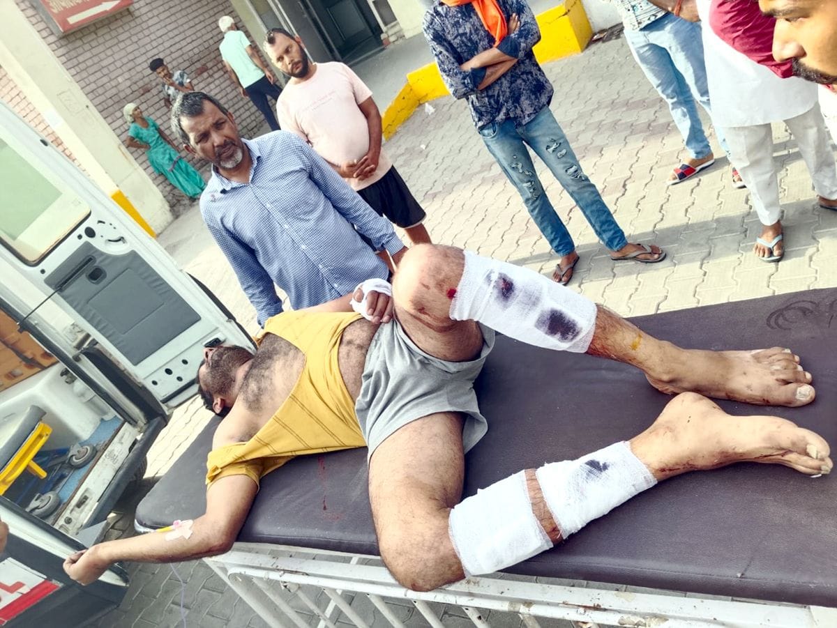 Young man leveling fields attacked, accused of snatching Rs 3 lakh