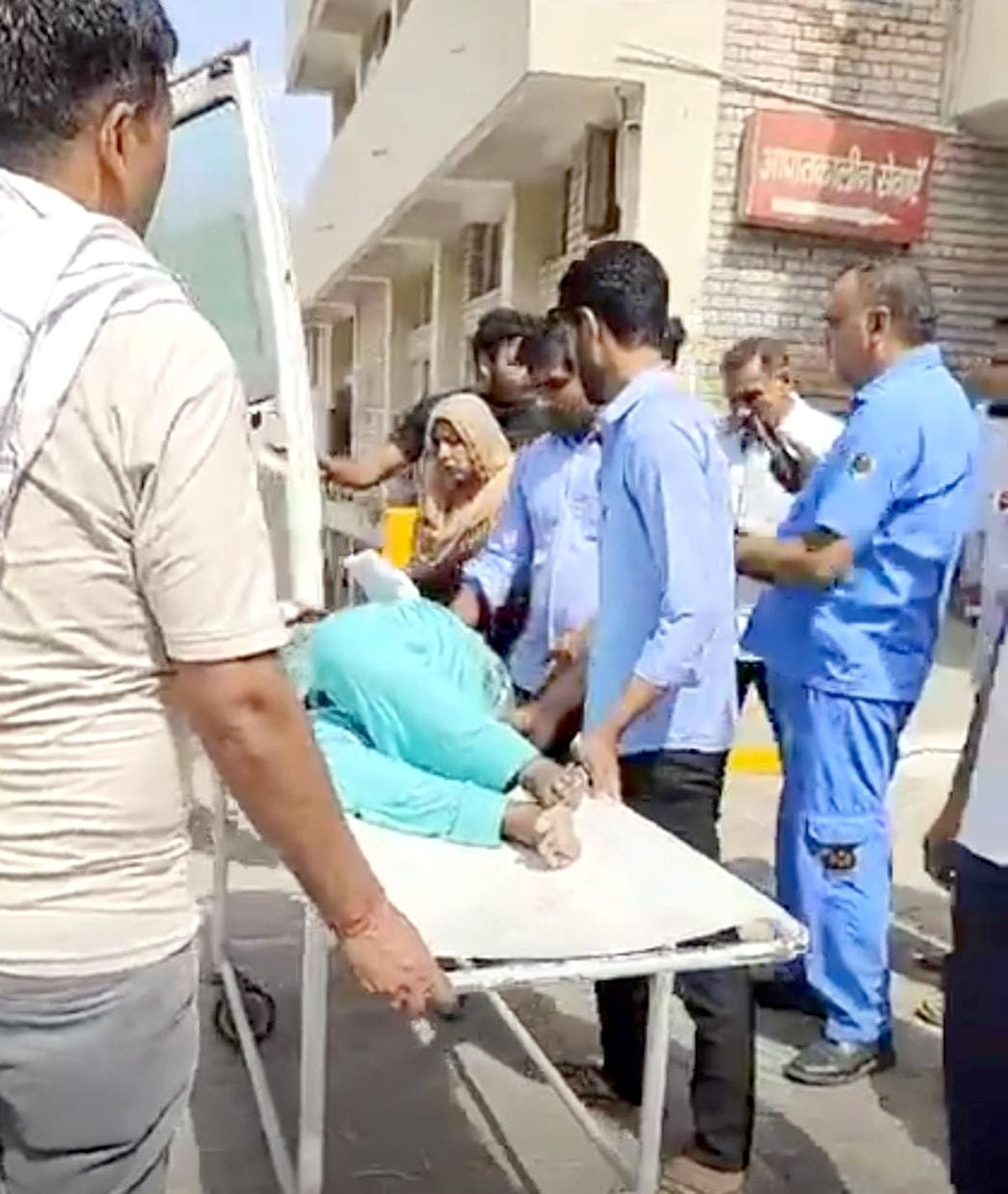 Bike went out of control due to pothole on the road, mother and son injured after falling