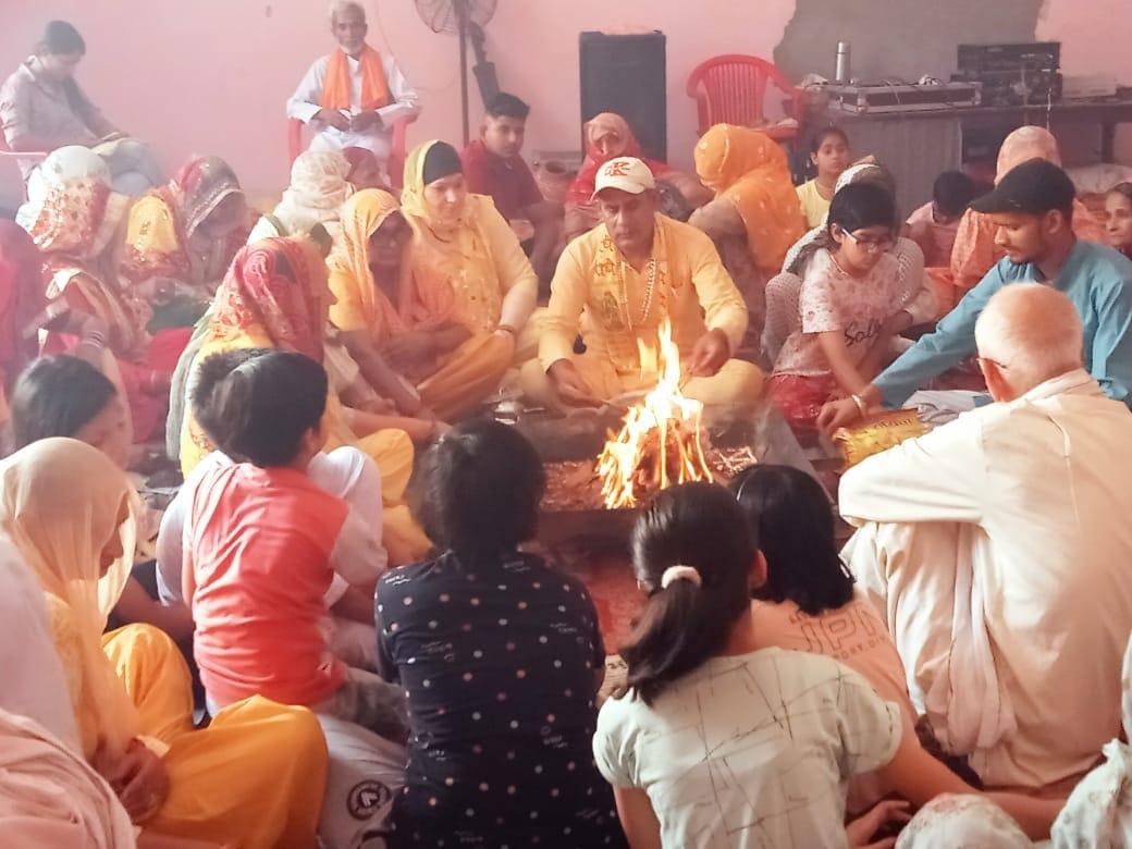 Gods are pleased with the Yagya and give desired results: Tripathi