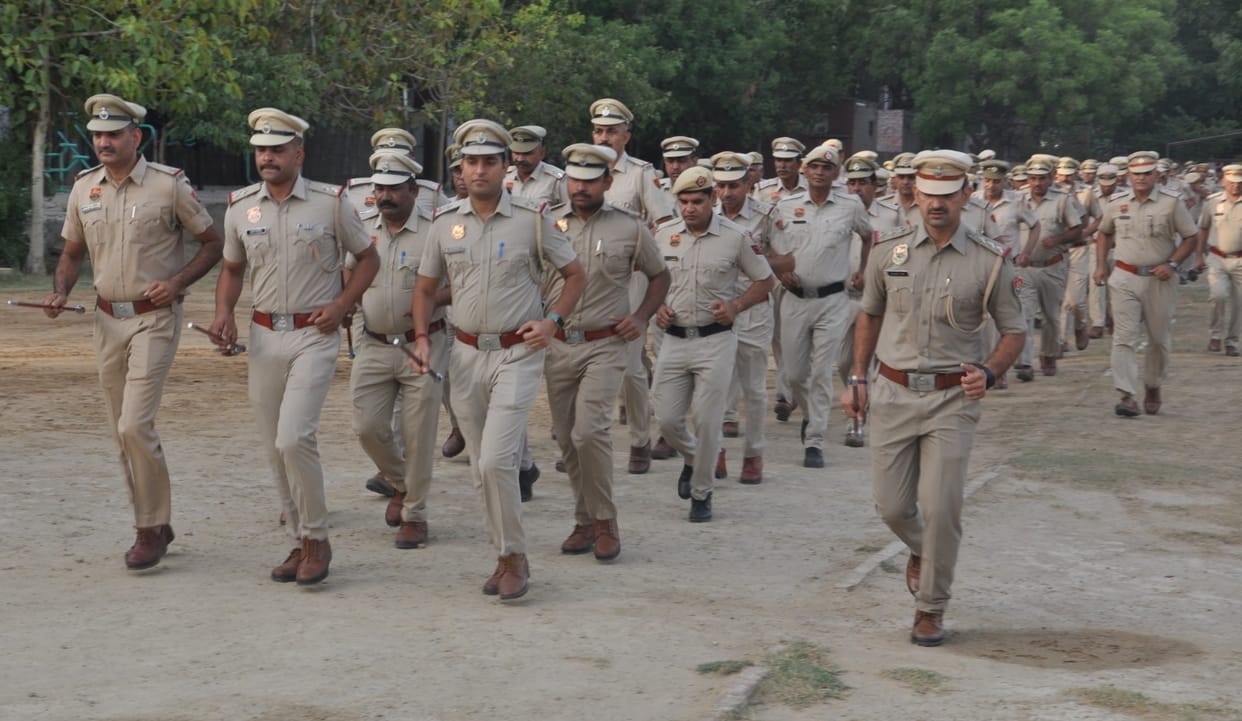 22 policemen honored in parade, two murder incidents exposed