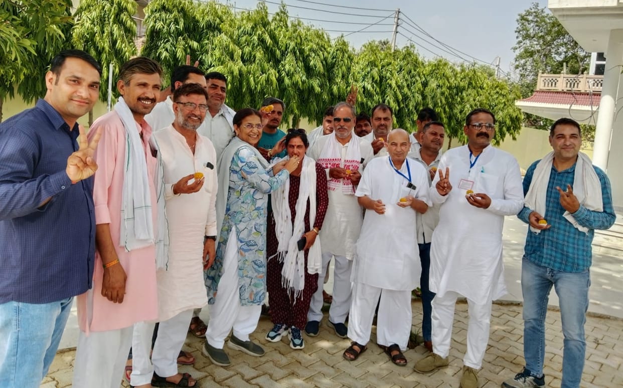 Celebrating the victory of Chaudhary Dharmbir Singh in the rural zone