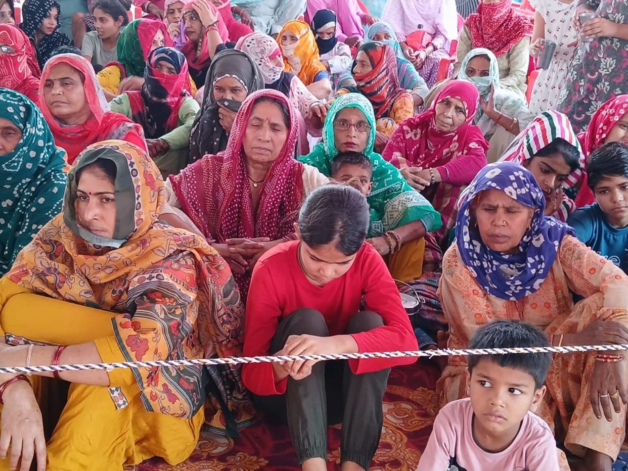 Devotees became emotional after hearing the story of Shri Ram's exile